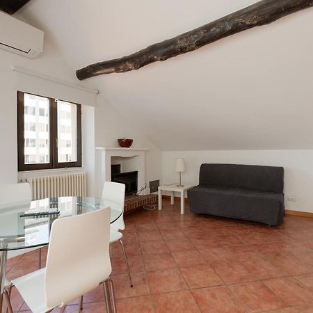Corso Como Balcony Apartment Milan Exterior photo